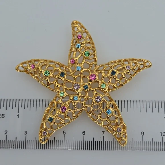 Rhinestone Starfish Brooch - Picture 4 of 5